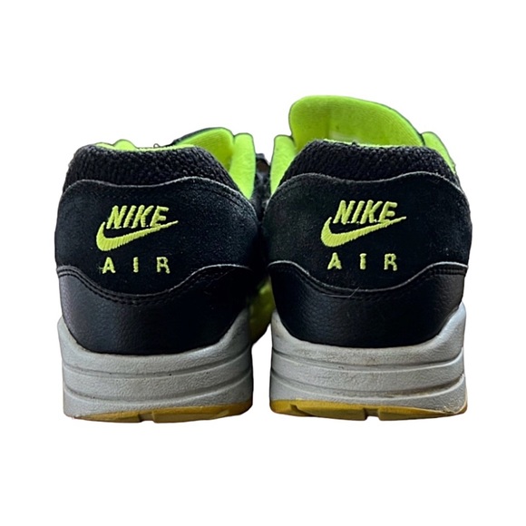 Nike Air Max 1 “Black Volt” - Picture 4 of 8